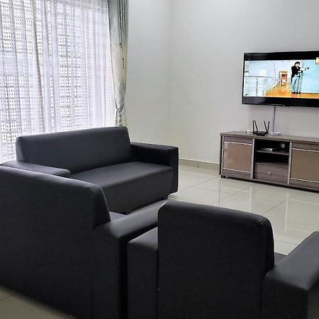 Sr Home-Stay @ Klia Kuala Lumpur Bagian luar foto