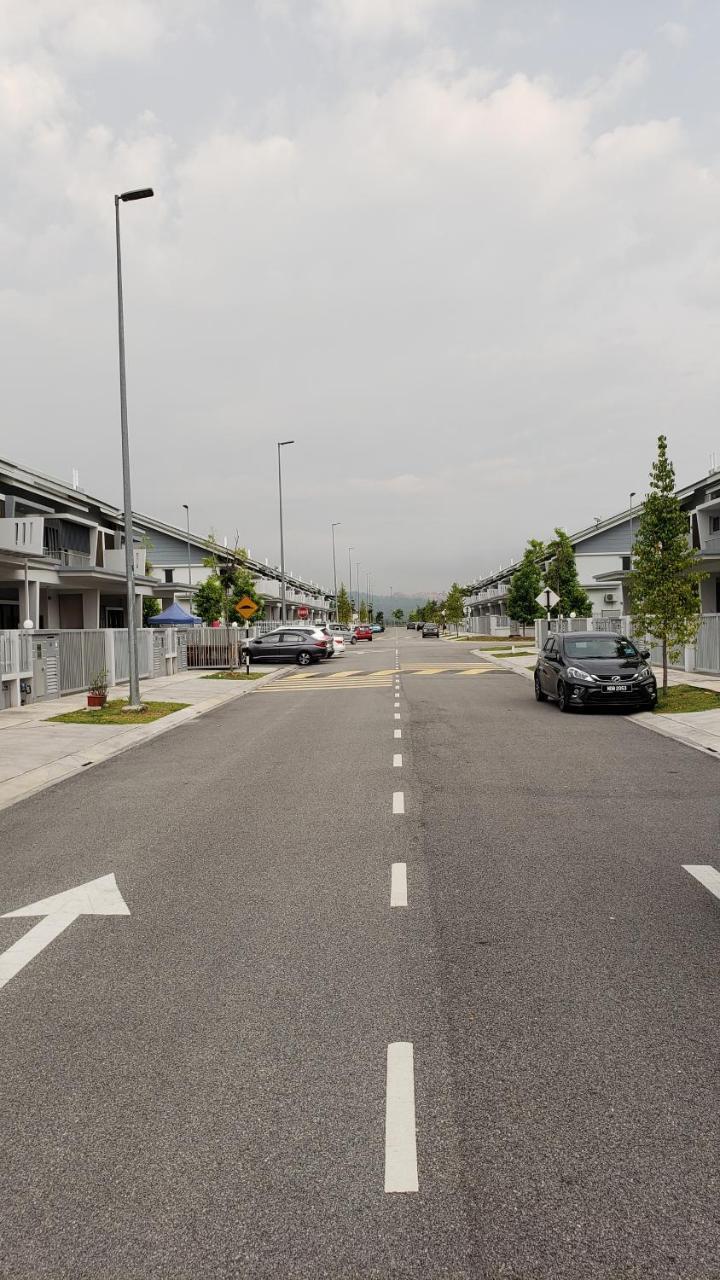Sr Home-Stay @ Klia Kuala Lumpur Bagian luar foto