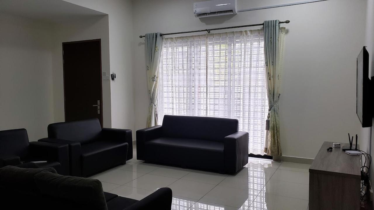 Sr Home-Stay @ Klia Kuala Lumpur Bagian luar foto